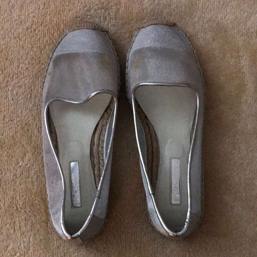 BCBG Generation Silver Espadrilles Sz 7 1/2